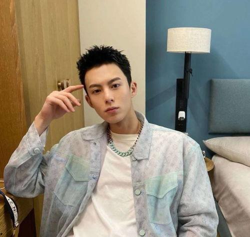 王鹤棣在娱乐圈吃瓜的外号,娱乐圈“吃瓜达人”的趣味人生